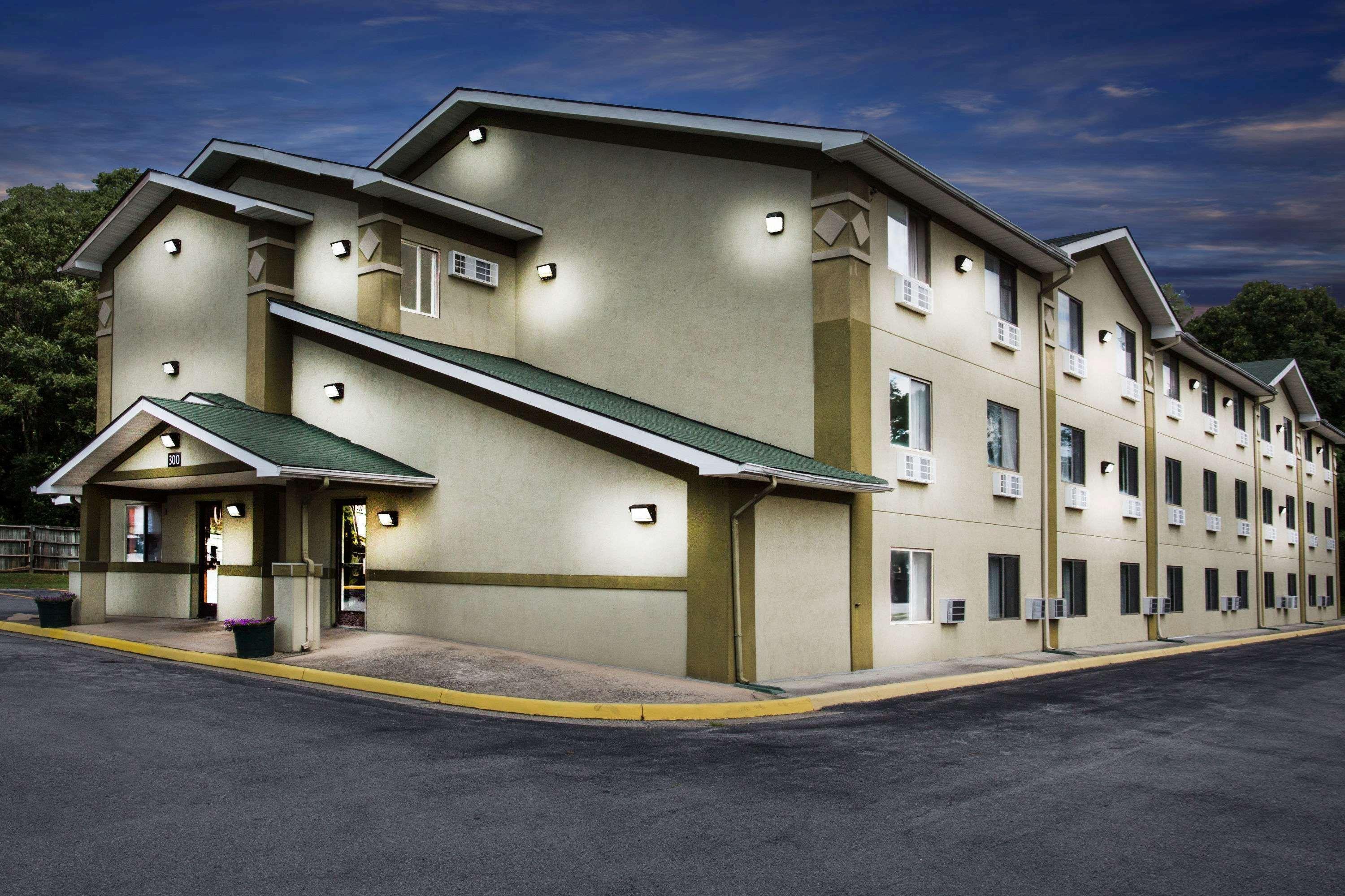 Motel Super 8 By Wyndham Salem Va Exterior foto